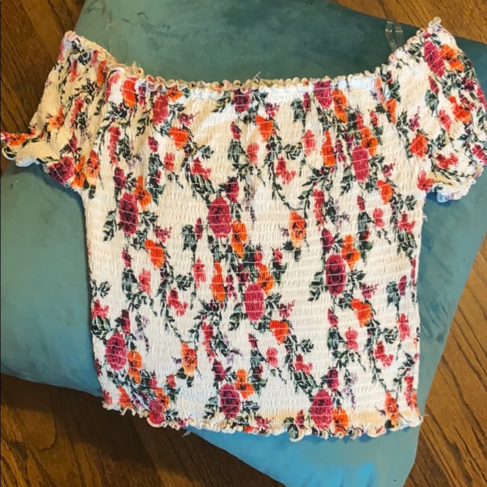 Crop top